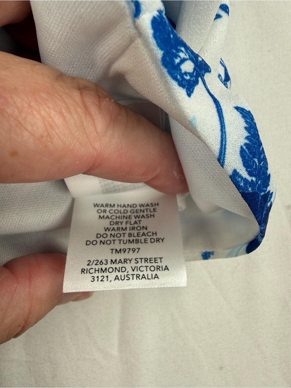 Tiger Mist White and Blue Floral Tie-Front Crop - Picture 6 of 6